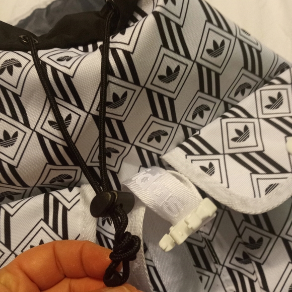 ADIDAS BACKPACK - Picture 6 of 16